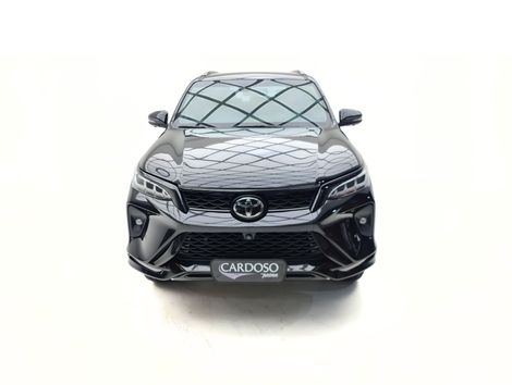 Toyota Hilux SW4 Diamond 2.8 TB 4x4 Die. Aut.