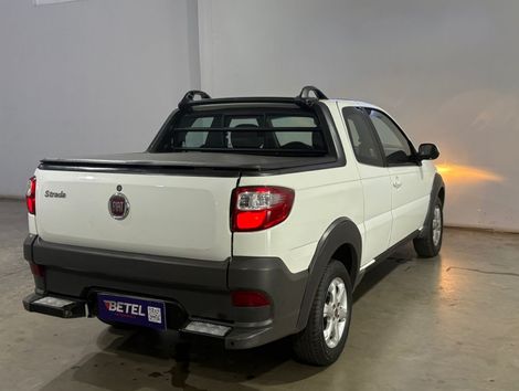 Fiat Strada Freedom 1.4 Flex 8V CD