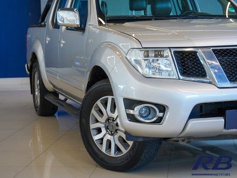 Nissan Frontier SL CD 4x4 2.5TB Diesel Aut