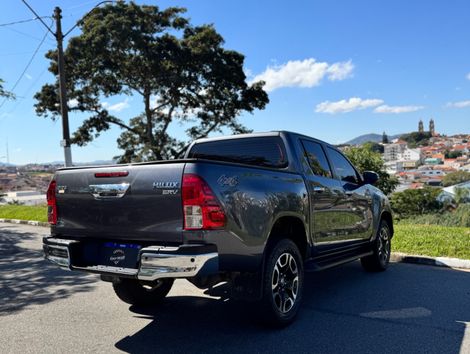 Toyota Hilux CD SRV 4x4 2.8 TDI Diesel Aut.