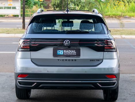VolksWagen T-Cross Highline 1.4 TSI Flex 16V 5p Aut