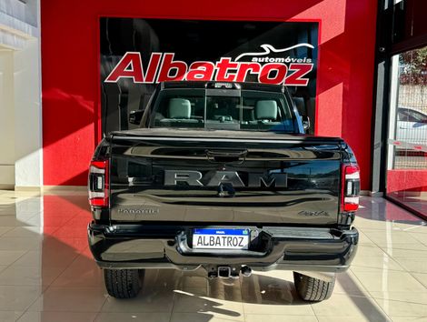 RAM 2500 LARAM. 6.7 NIGHT ED. TB CD 4x4 Die.