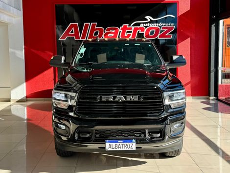 RAM 2500 LARAM. 6.7 NIGHT ED. TB CD 4x4 Die.