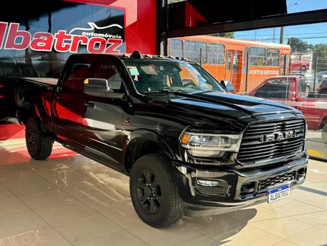 RAM 2500 LARAM. 6.7 NIGHT ED. TB CD 4x4 Die.