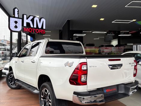 Toyota Hilux CD SRX 4x4 2.8 TDI 16V Diesel Aut.