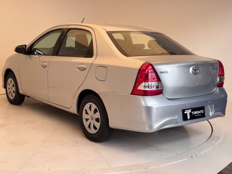 Toyota ETIOS XS Sedan1.5 Flex 16V 4p Mec.