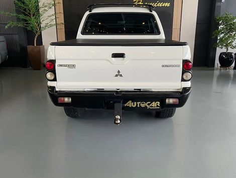 Mitsubishi OUTDOOR GLS 2.5 4X4 CD TDI DIESEL MEC.