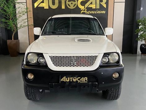 Mitsubishi OUTDOOR GLS 2.5 4X4 CD TDI DIESEL MEC.