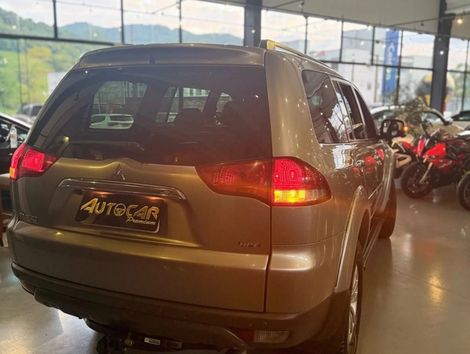 Mitsubishi 4X4 HPE D