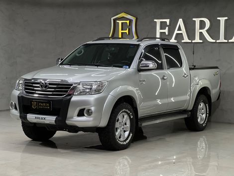 Toyota Hilux CD SRV 4x4 2.7 Flex 16V Aut.