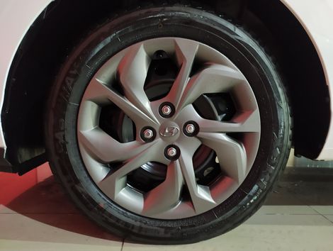 Hyundai HB20S Comfort Plus 1.0 Flex 12V Mec.