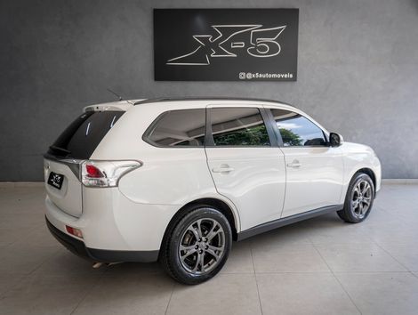 Mitsubishi OUTLANDER 2.0 16V 160cv Aut.