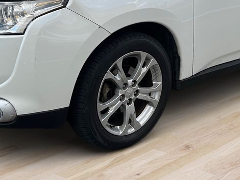 Mitsubishi OUTLANDER 2.0 16V 160cv Aut.