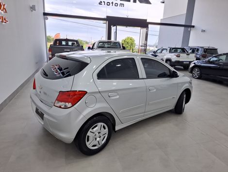 Chevrolet ONIX HATCH Joy 1.0 8V Flex 5p Mec.