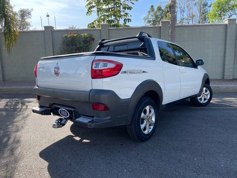 Fiat Strada Freedom 1.4 Flex 8V CD