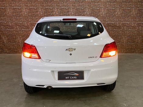 Chevrolet ONIX HATCH LT 1.0 8V FlexPower 5p Mec.