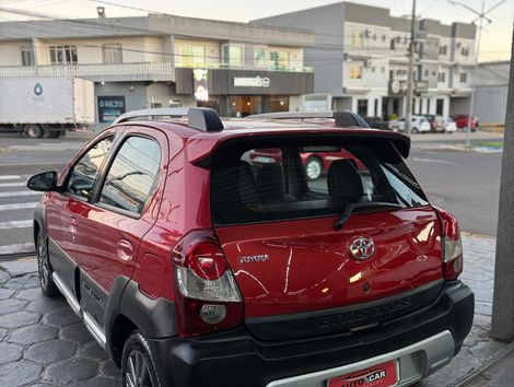 Toyota ETIOS CROSS 1.5 Flex 16V 5p Mec.