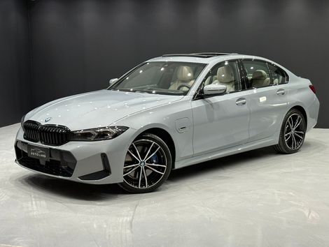BMW 330e M Sport 2.0 Turbo Híbrido Aut