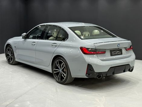 BMW 330e M Sport 2.0 Turbo Híbrido Aut