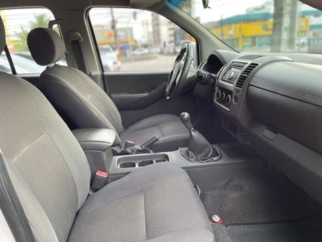 Nissan Frontier S CD 4x4 2.5 TB Diesel