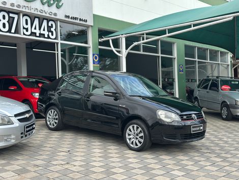 VolksWagen Polo Sedan 1.6 Mi Total Flex 8V 4p