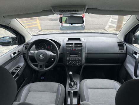 VolksWagen Polo Sedan 1.6 Mi Total Flex 8V 4p