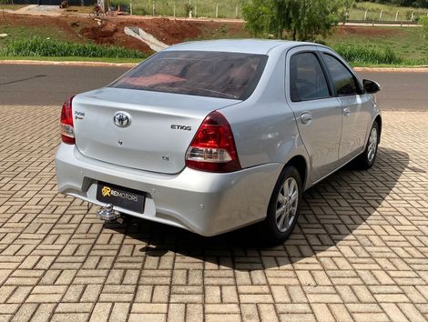 Toyota ETIOS X Plus Sedan 1.5 Flex 16V 4p Aut.