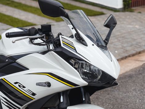 YAMAHA YZF R-3 321/ABS