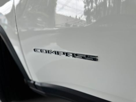 Jeep COMPASS LONGITUDE 2.0 4x2 Flex 16V Aut.