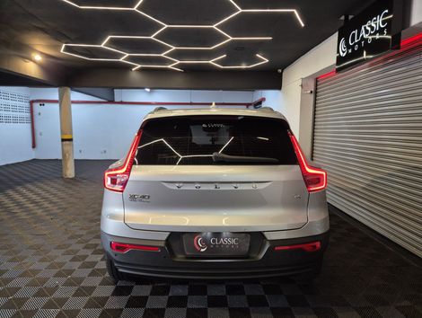 Volvo T4