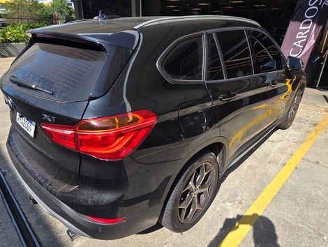 BMW X1 SDRIVE 20i X-Line 2.0 TB Active Flex