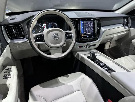 Volvo XC 60 T-8 HÍBRIDO MOMENTUM 2.0 5p