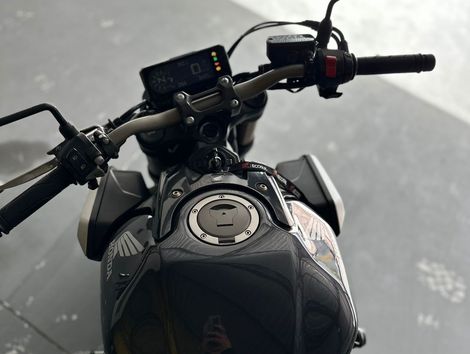 HONDA CB 650R