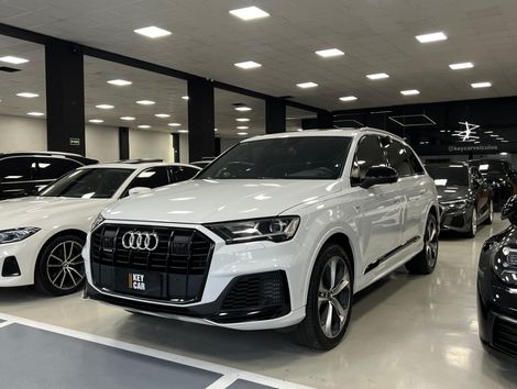 Audi Q7 S-Line 3.0 V6 TFSI Quattro Tiptronic