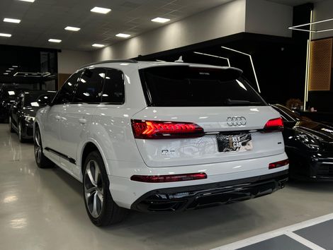 Audi Q7 S-Line 3.0 V6 TFSI Quattro Tiptronic