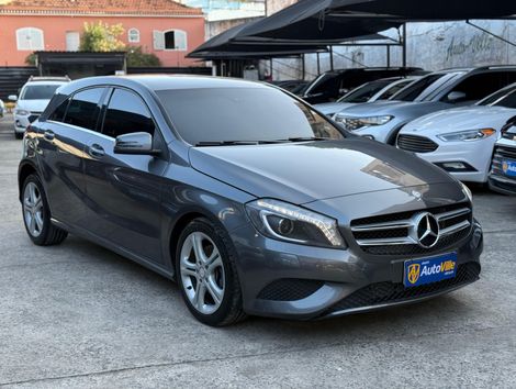 Mercedes Classe A 200 1.6 TB 16V Urban 156cv Aut.