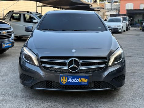 Mercedes Classe A 200 1.6 TB 16V Urban 156cv Aut.