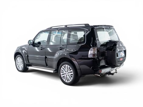 Mitsubishi Pajero HPE Full 3.2 4x4 T.I.Dies. 5p Aut