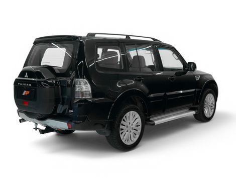 Mitsubishi Pajero HPE Full 3.2 4x4 T.I.Dies. 5p Aut