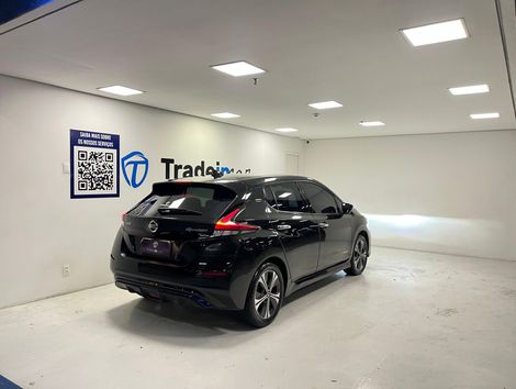 Nissan LEAF Aut. (Elétrico)