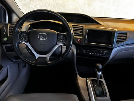 Honda Civic Sedan LXR 2.0 Flexone 16V Aut. 4p