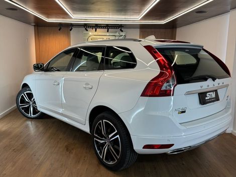 Volvo XC 60 D-5 KINETIC 2.4 AWD Diesel 5p
