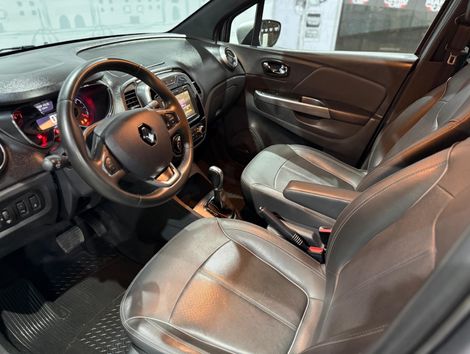 Renault CAPTUR Intense Bose 2.0 16V Flex 5p Aut.