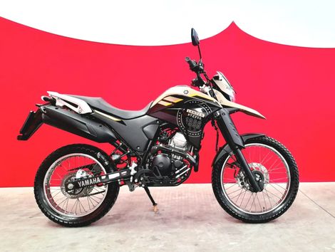 YAMAHA 250 LANDER