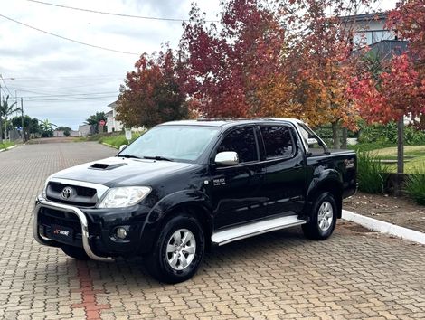 Toyota Hilux CD SRV D4-D 4x4 3.0 TDI Diesel Aut