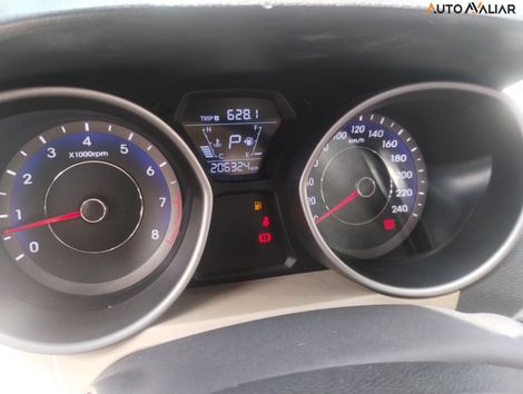 Hyundai Elantra GLS 2.0 16V Flex Aut.