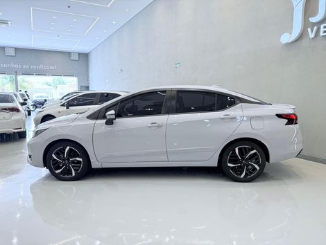 Nissan VERSA Exclusive 1.6 16V Flex Aut.