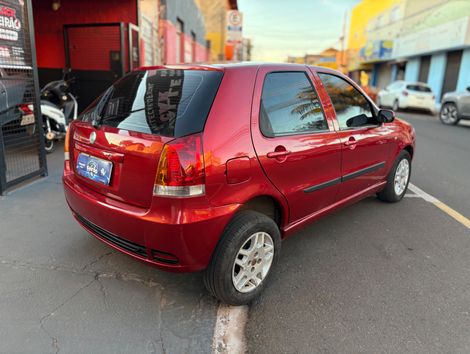 Fiat Palio HLX 1.8 mpi Flex 8V 4p