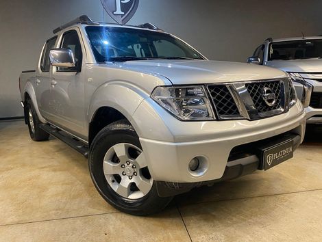 Nissan LE ATTACK CD 4x4 2.5 TB Die.Aut 