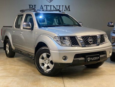 Nissan LE ATTACK CD 4x4 2.5 TB Die.Aut 